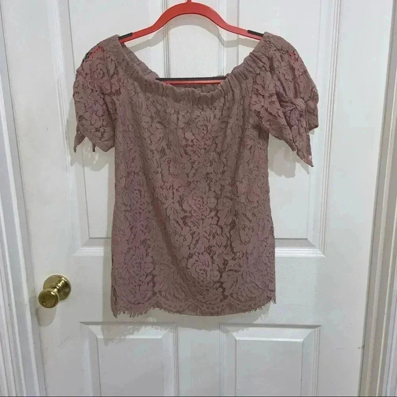 MISS CHIEVOUS TOP- SZ SM - Picture 1 of 3